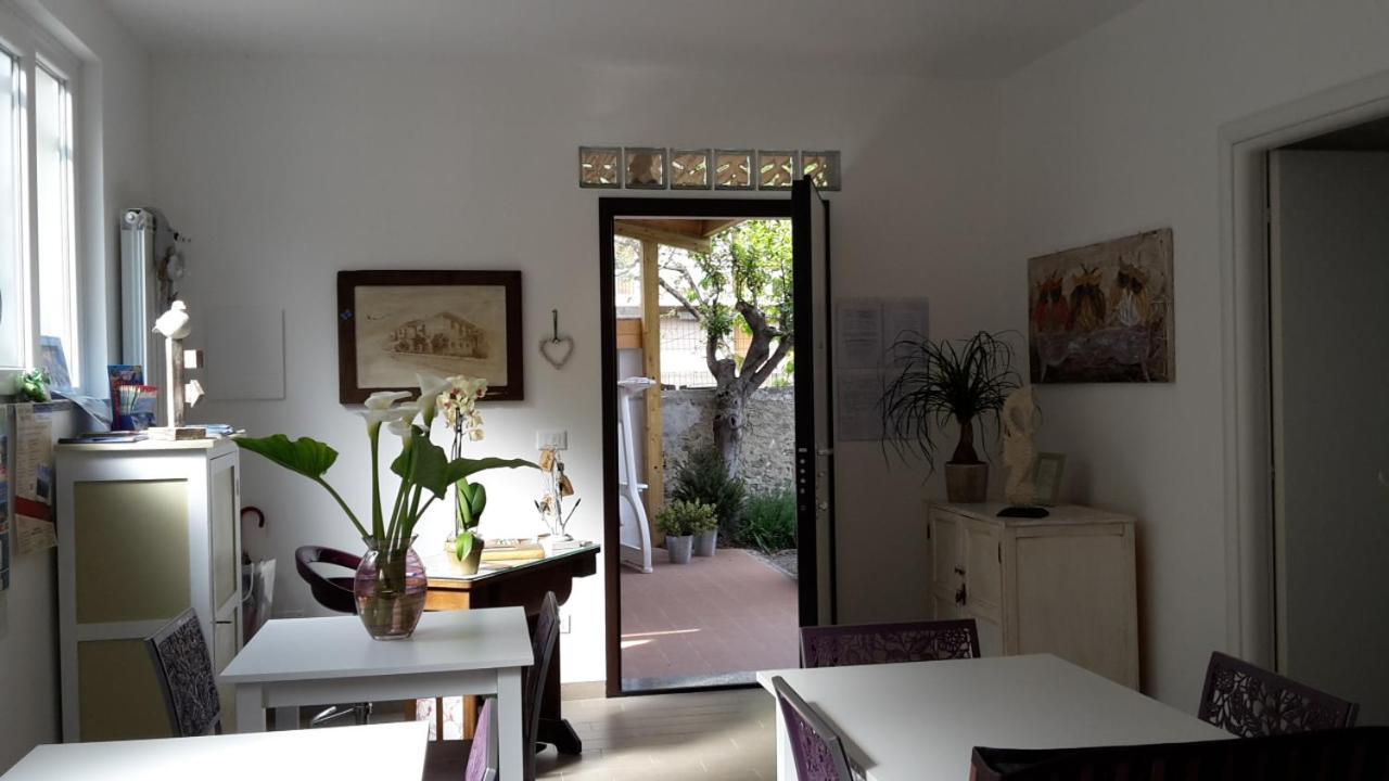 B&B Ai Tre Archi Spotorno Eksteriør bilde